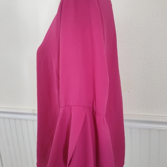 Lily White Gorgeous! Pink Tulip Sleeve Women's Top Size Large - Picture 4 of 5
